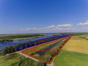 PARDUODAMI 2 ŽEMĖS SKLYPAI IŠSKIRTINĖJE VIETOJE – ŠALIA UOSTADVARIO ŠVYTURIO