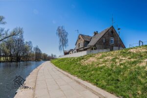PARDUODAMAS 2 KAMBARIŲ BUTAS ŠILUTĖJE, ŽUVŲ G. 3